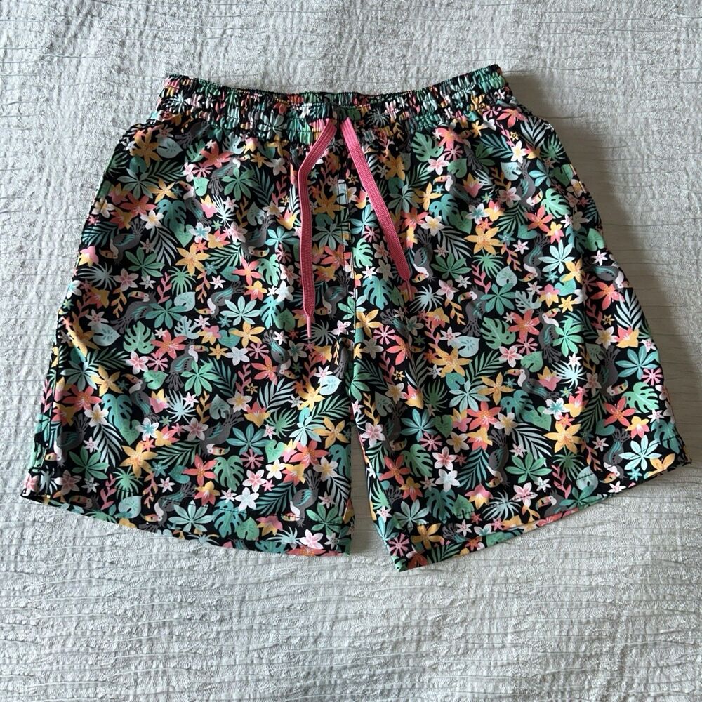 Chubbies The Bloomerangs Boys Medium Swim Trunks Midnight Flowers Tuscan Palm